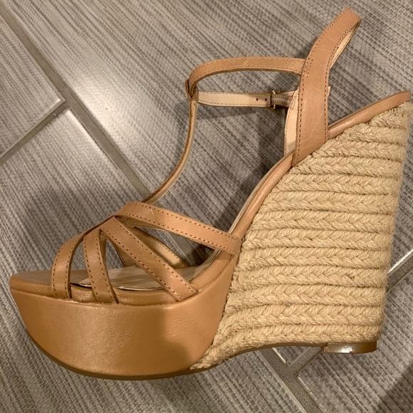 Jessica Simpson wedge - Picture 2 of 6